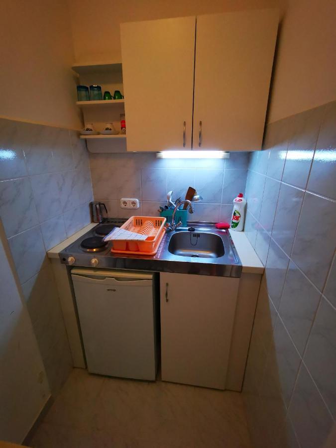 Mate Apartman Gyula Exterior photo